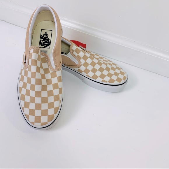 Shoes - Classic checkerboard Vans , Classic Slip on, size 7,5  Frappe color